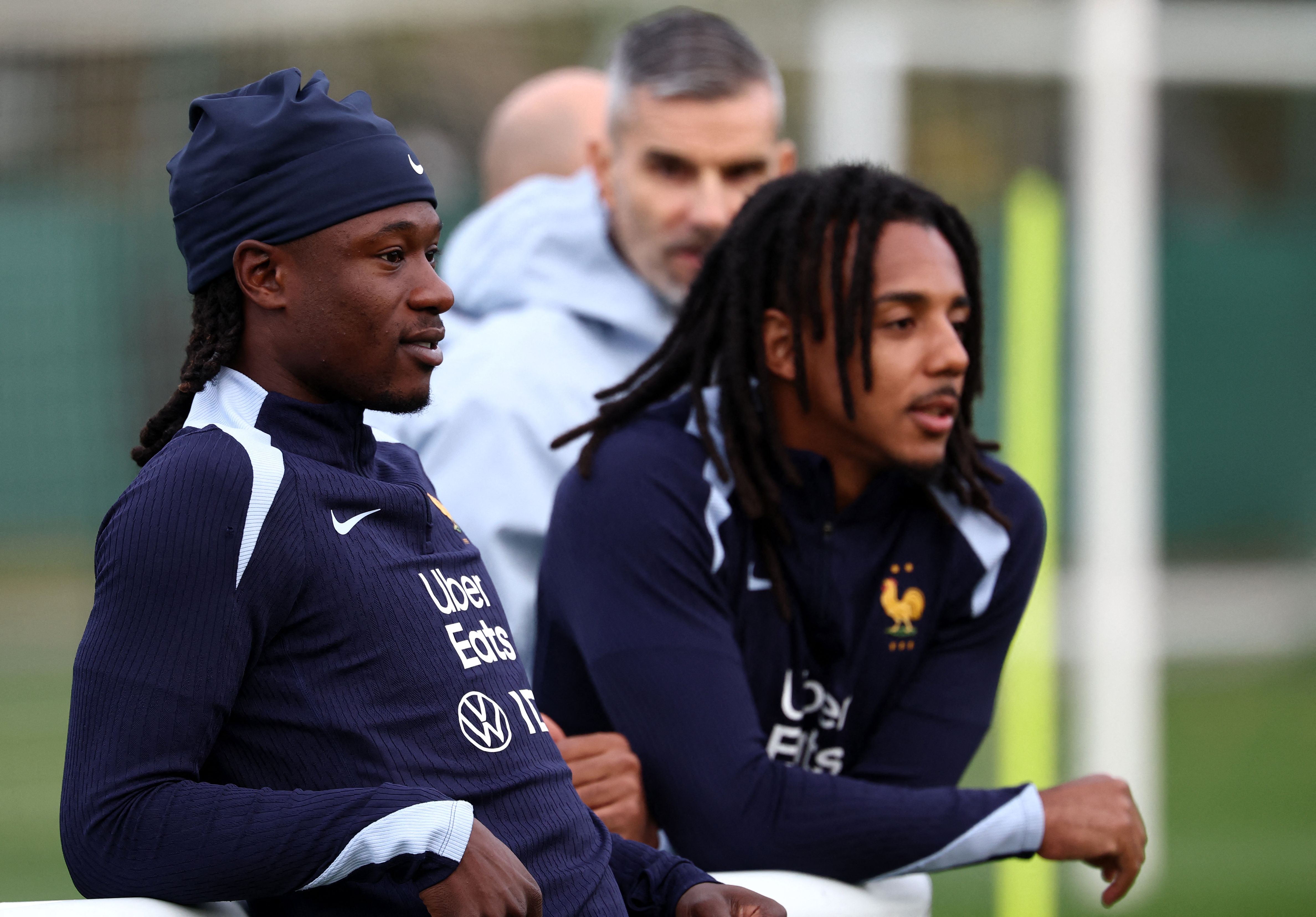 关于法国杯赛程吃紧，法兰克福今晨复出首秀，气氛紧张，训练强度明显提升的信息