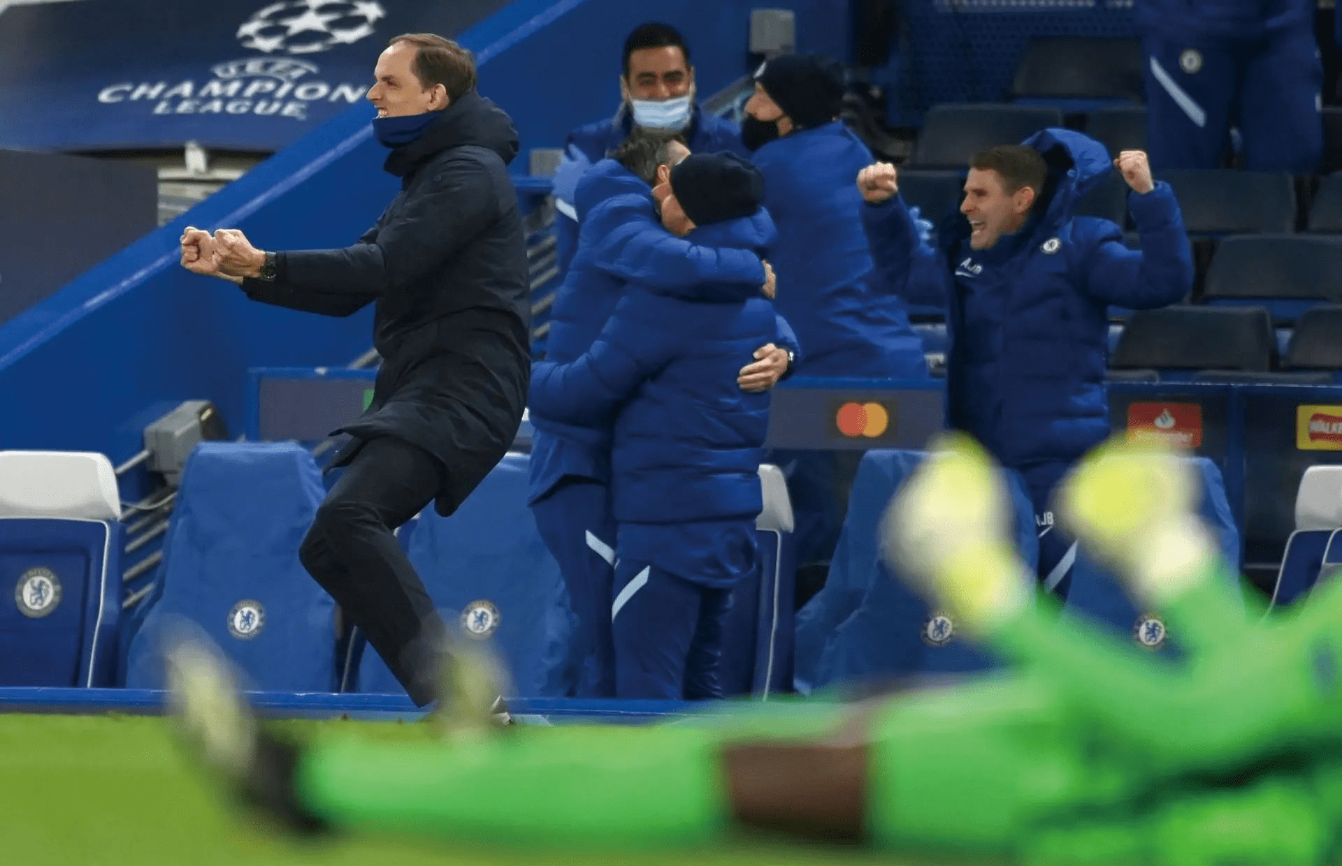 开云体育app-包含国际比赛日突围战来临；华盛顿奇才围绕英超内部沟通；气氛紧张；身体对抗强度拉满的词条-开云体育app