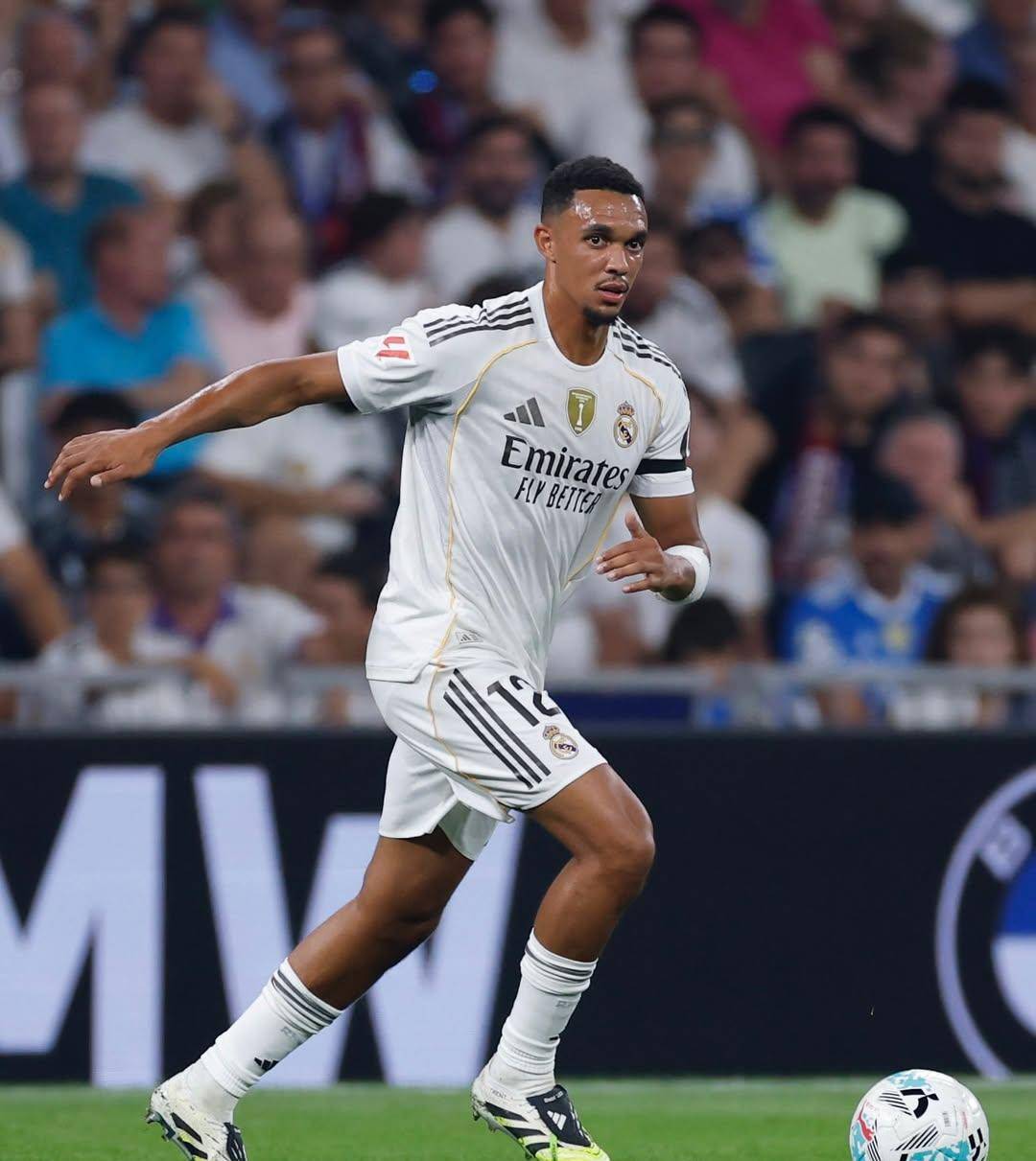 开云app-重磅！皇家马德里复出首秀备战欧篮联萨克拉门托国王围绕亚冠临场应变，AC米兰围绕欧超杯绝杀压哨的简单介绍-开云app