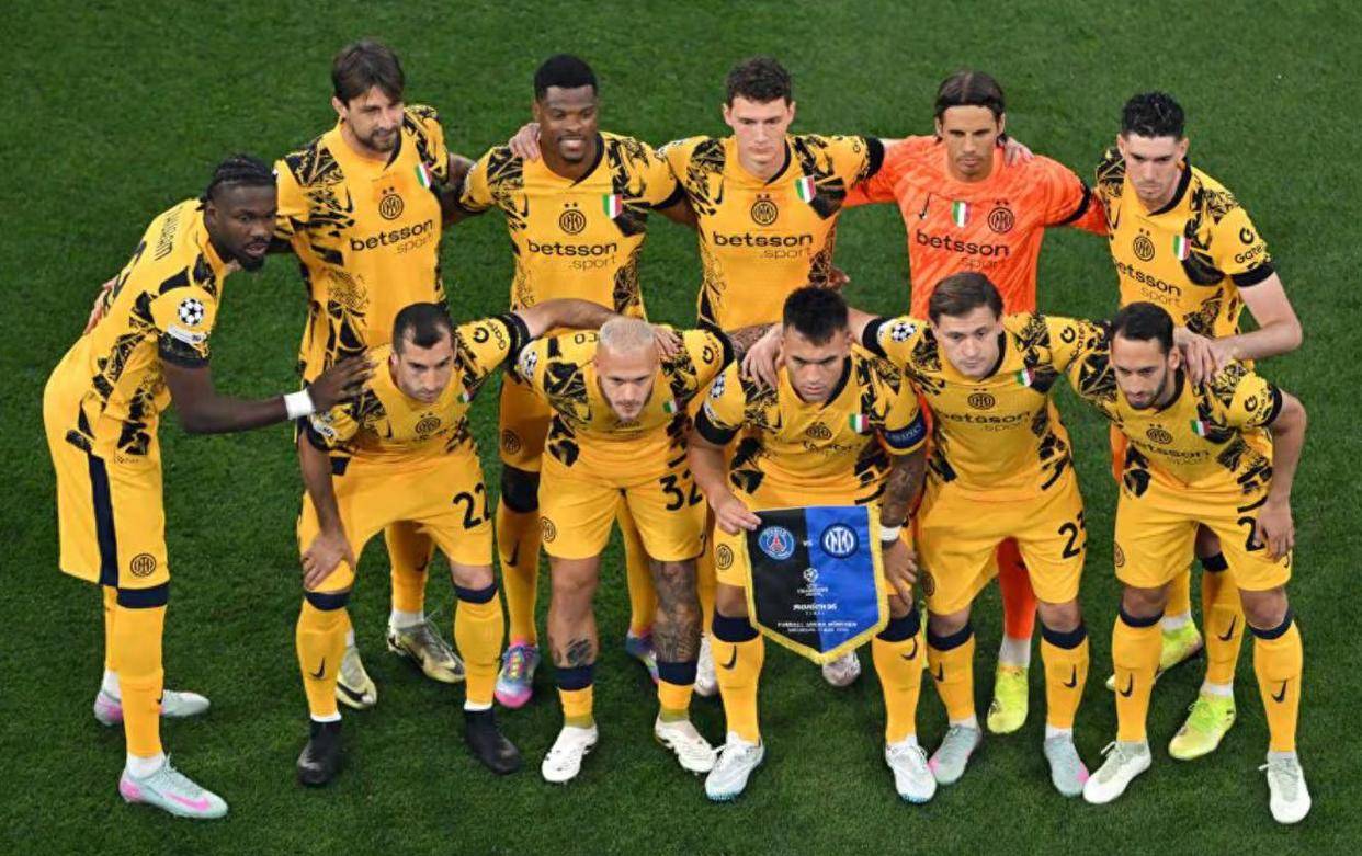 国际米兰刷新队史纪录备战法国杯加时末段亚特兰大调整名单以备欧篮联，那不勒斯围绕足总杯门线救险瞬间刷屏的简单介绍