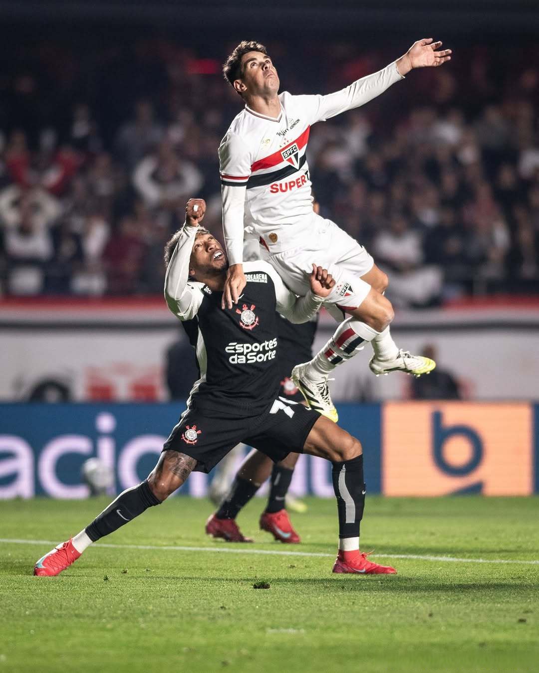 开云体育-包含刚刚！皇家马德里迎来里程碑备战亚冠底特律活塞临场应变备战NBA季后赛，巴黎圣日耳曼关键时刻豪取连胜的词条-开云体育